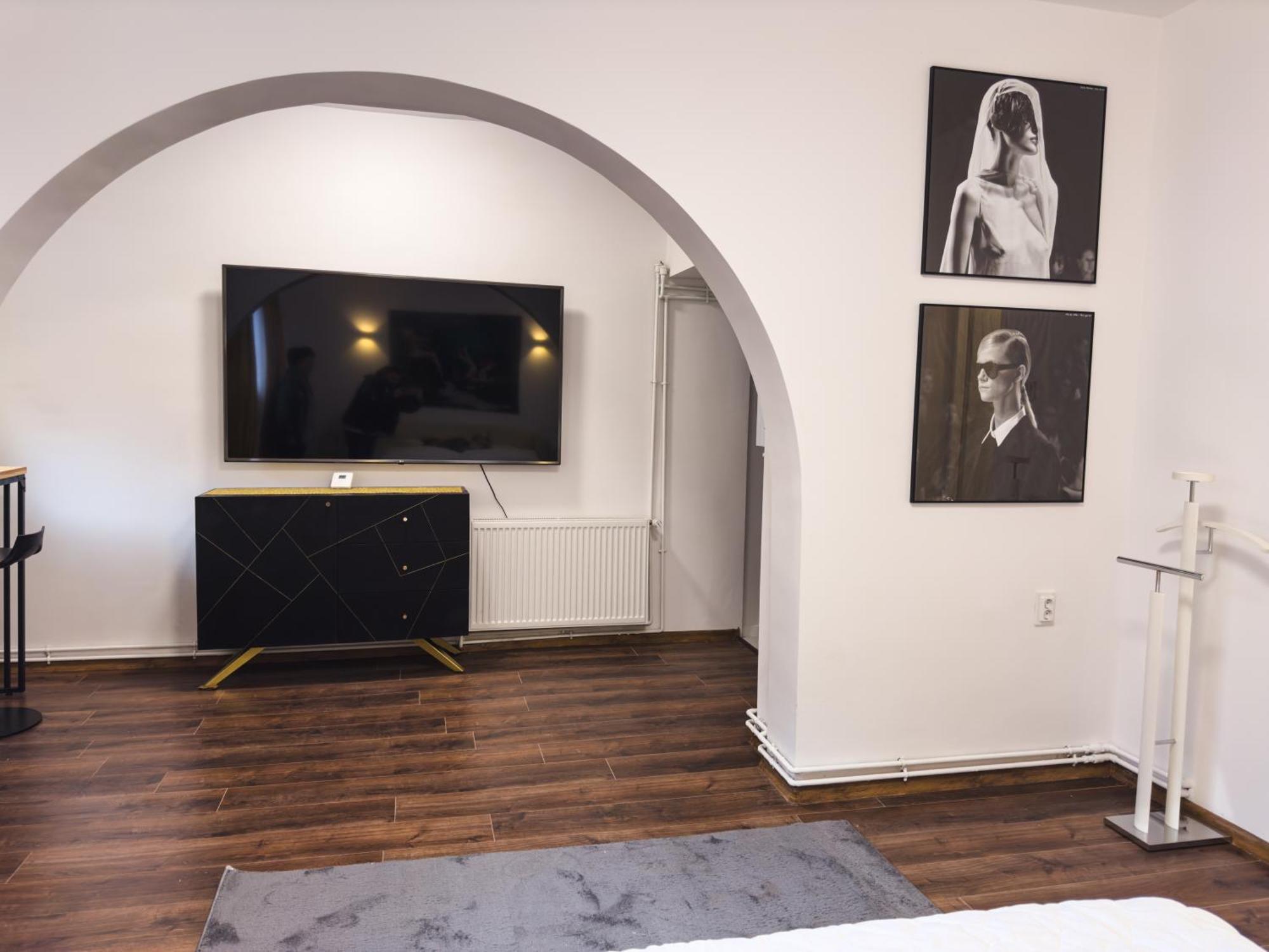 Loving Downtown Studio By Chr Luxury Property Bukarest Eksteriør billede